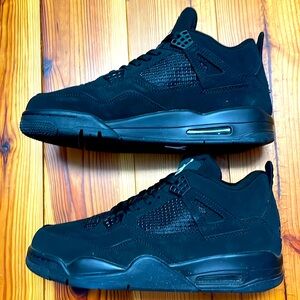 Air Jordan 4 Black Cat